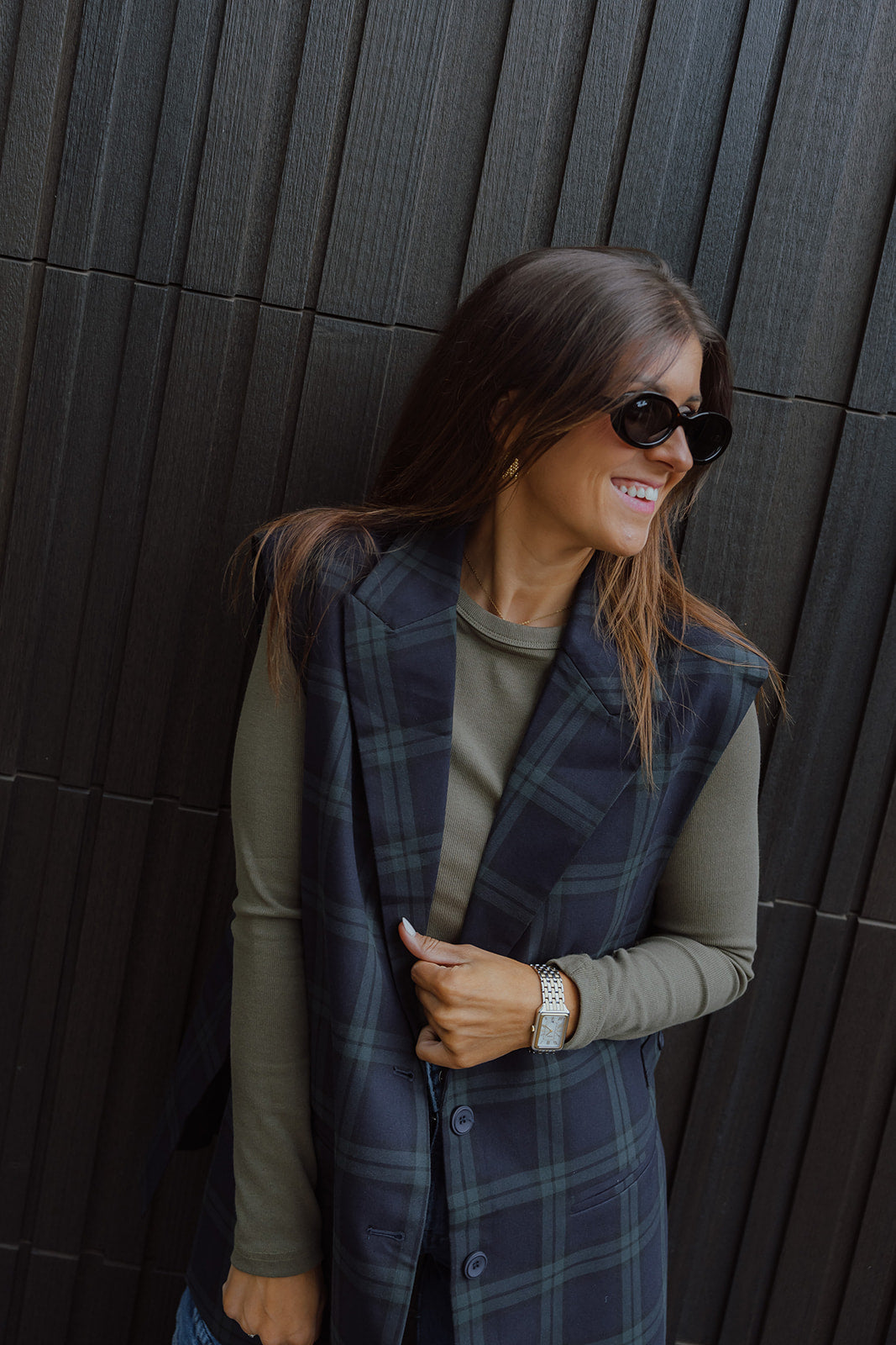 PRE-ORDER Jules sleeveless blazer
