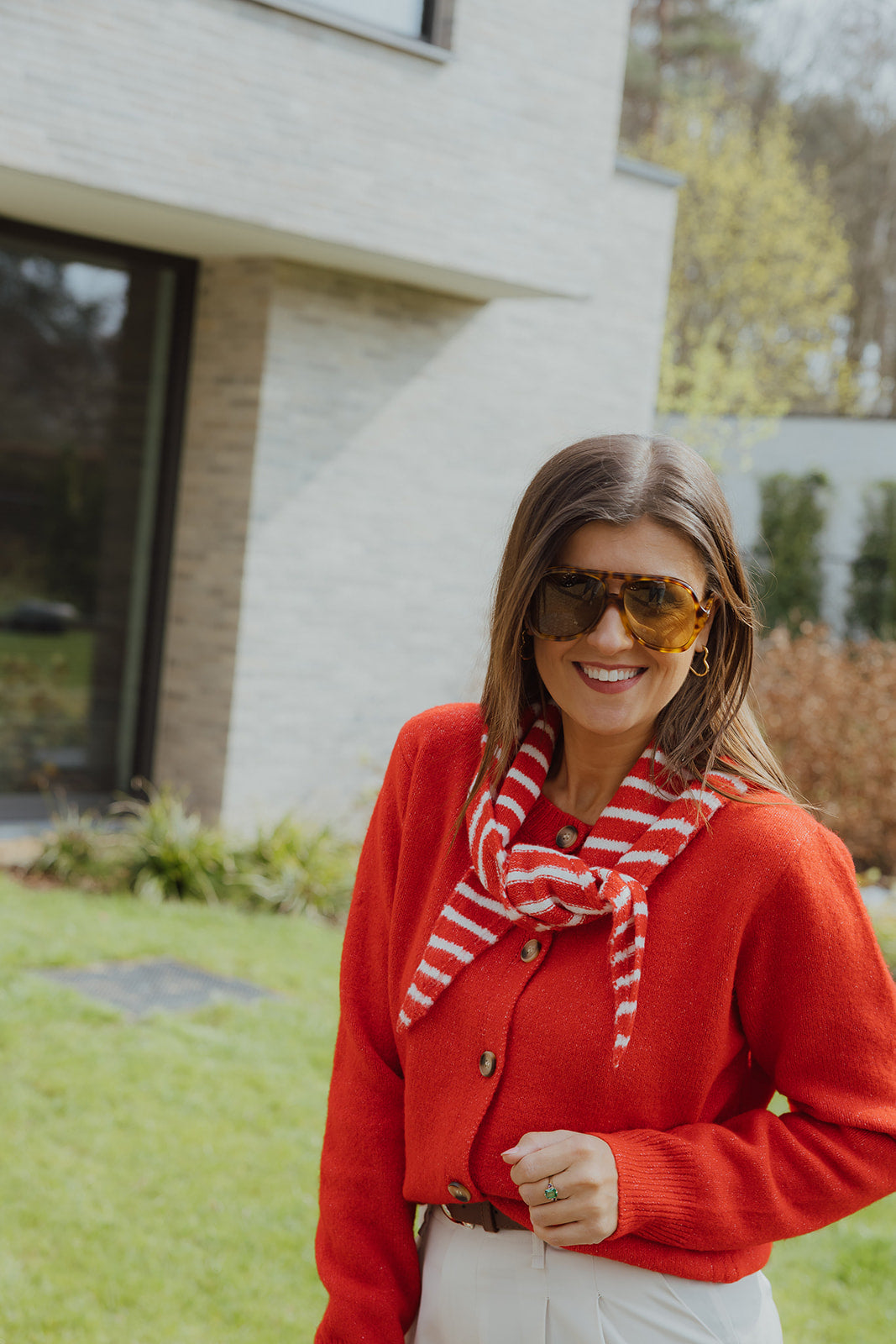 Cerise cardigan + sjaaltje