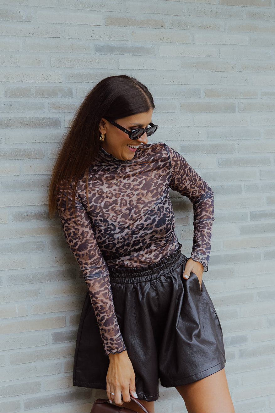 Leopard top