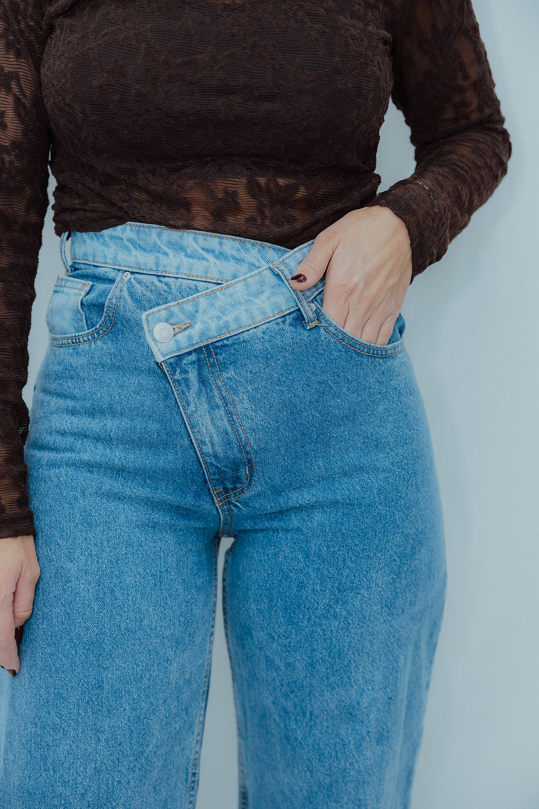 Aya cross-waist jeans